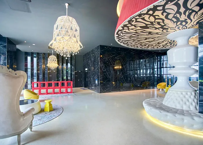 Arte Mont Kiara Free Parking, Kuala Lumpur
