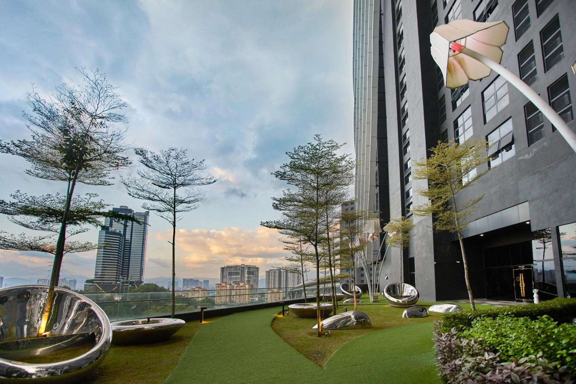 Arte Mont Kiara Free Parking,