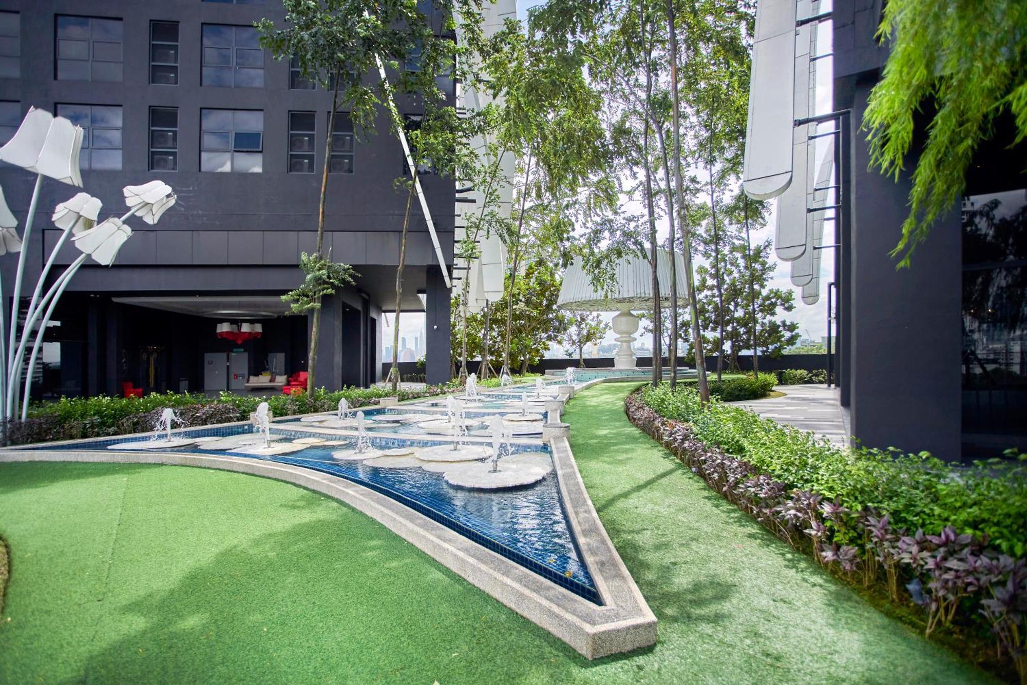Arte Mont Kiara Free Parking,