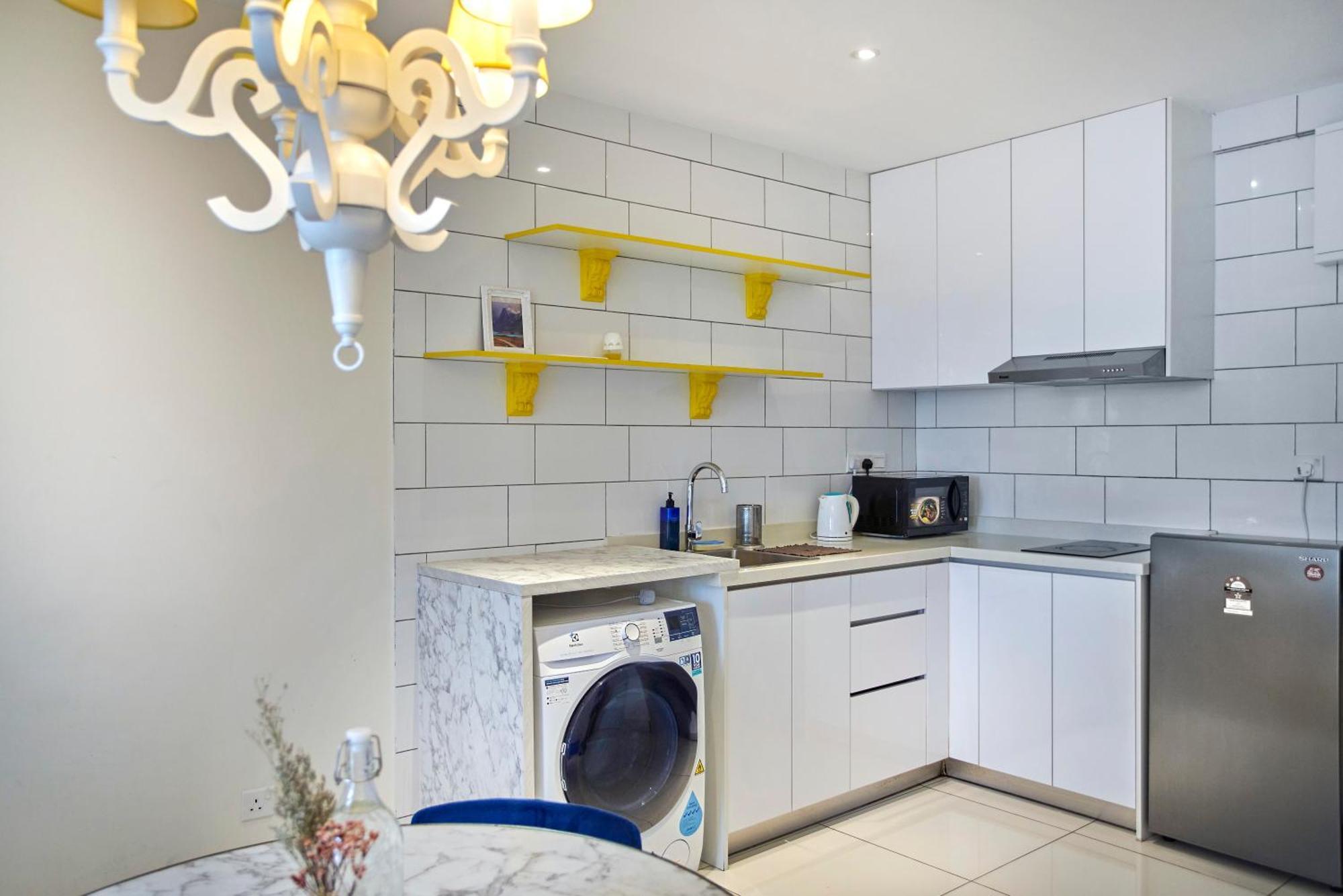 Apartment Arte Mont Kiara Free Parking,